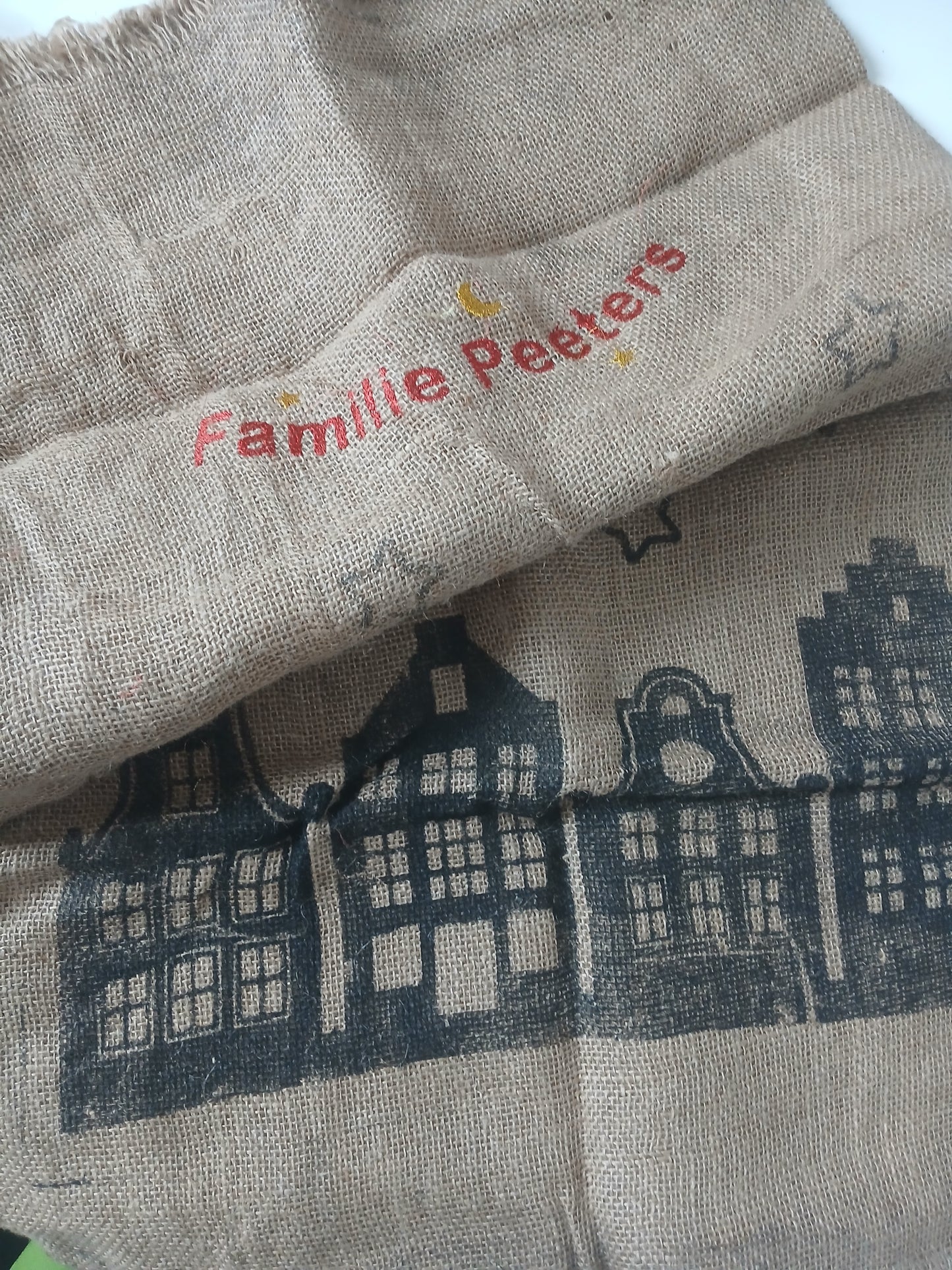 Orginele jute zak met geborduurde tekst